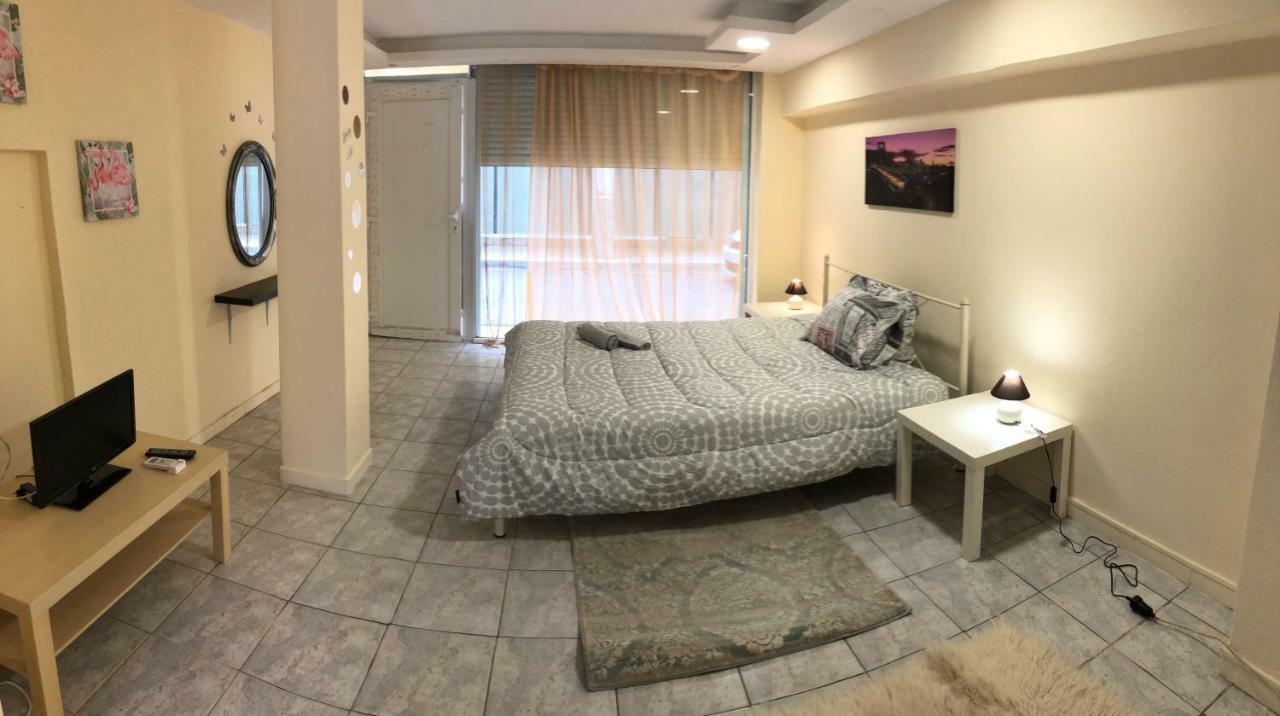 Sunmer Apartment 1Minute From Sea, 15 Min From The Airport Artemis City Center エクステリア 写真